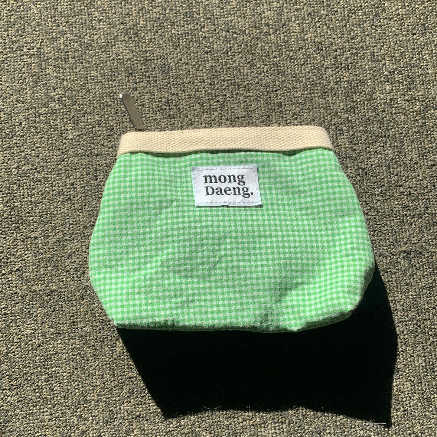 Basic Pouch (M size) Picnic green check Green check cosmetic pouch _2color